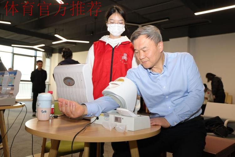 社体指导员将科学健身“送进深空”